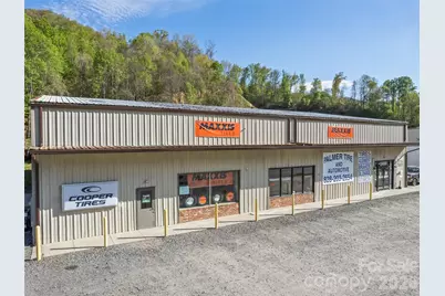 2466 Dellwood Road, Waynesville, NC 28786 - Photo 2