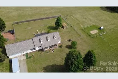 2107 Jenkins Printing Drive, Newton, NC 28658 - Photo 2