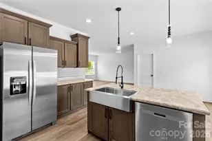 6016 Bridges St, Catawba, NC 28609 - Photo 14