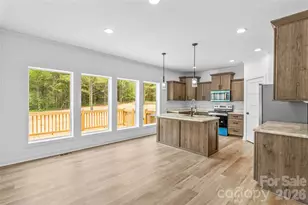 6016 Bridges St, Catawba, NC 28609 - Photo 8