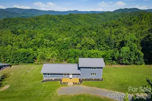 822 Windy Mountain Rd, Deep Gap, NC 28618 - Photo 4