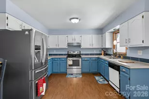 10 Gentry Branch Rd, Weaverville, NC 28787 - Photo 8