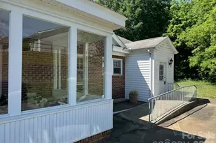 1407 E Marion St, Shelby, NC 28152 - Photo 4