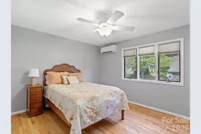 301 Robertson Street, Burnsville, NC 28714 - Photo 24