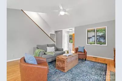 301 Robertson Street, Burnsville, NC 28714 - Photo 6