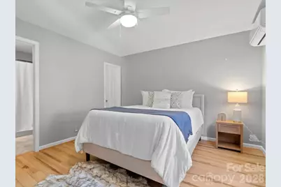 301 Robertson Street, Burnsville, NC 28714 - Photo 16