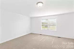 6028 Bridges St, Catawba, NC 28609 - Photo 18