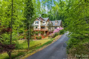 128 Churchill Downs Dr, Fairview, NC 28730 - Photo 2