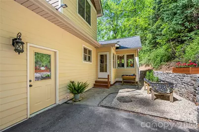 128 Churchill Downs Drive, Fairview, NC 28730 - Photo 28