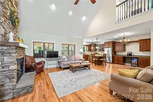 128 Churchill Downs Dr, Fairview, NC 28730 - Photo 10