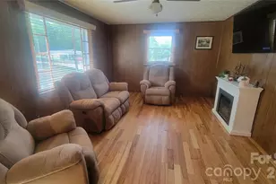1082 Maple St, Granite Falls, NC 28630 - Photo 6