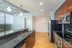 210 Church St, Charlotte, NC 28202 - Photo 8