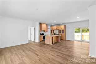 6040 Bridges St, Catawba, NC 28609 - Photo 6
