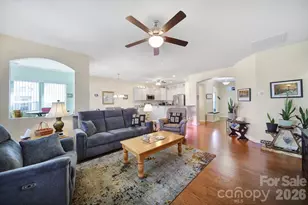 8080 Pawleys Ct, Fort Mill, SC 29707 - Photo 4