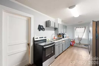 136 S Broadway Street, Forest City, NC 28043 - Photo 8