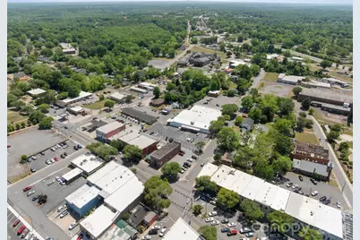 136 S Broadway Street, Forest City, NC 28043 - Photo 18