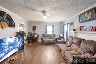 136 S Broadway Street, Forest City, NC 28043 - Photo 4