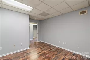 300 E Gold St, Kings Mountain, NC 28086 - Photo 14