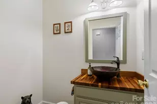 31 Bear Den Rd, Asheville, NC 28805 - Photo 8