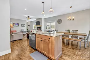 116 Craggy St, Black Mountain, NC 28711 - Photo 12