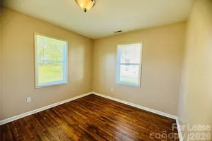 106 Springs St, Gastonia, NC 28056 - Photo 8