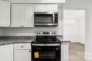 6748 Constitution Ln, Charlotte, NC 28210 - Photo 10