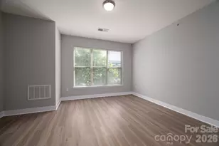 1012 Skyline View Way, Charlotte, NC 28204 - Photo 18