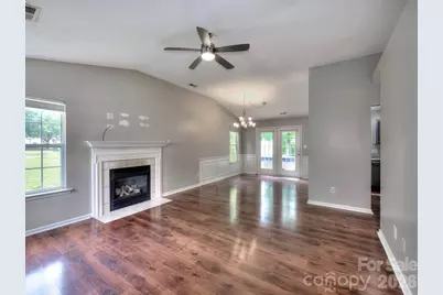 8110 Slickrock Circle, Charlotte, NC 28215 - Photo 6