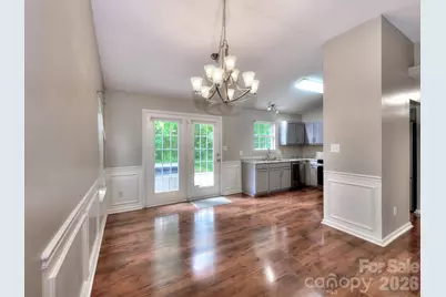 8110 Slickrock Circle, Charlotte, NC 28215 - Photo 10