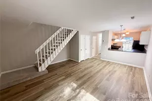 4037 Briarhill Dr, Charlotte, NC 28215 - Photo 12