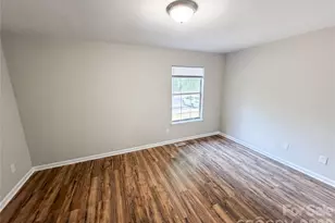 4037 Briarhill Dr, Charlotte, NC 28215 - Photo 14