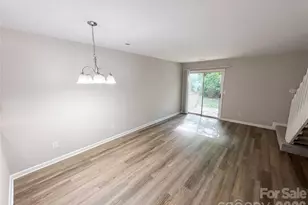 4037 Briarhill Dr, Charlotte, NC 28215 - Photo 10