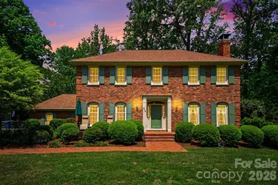 814 S Main Street, Mount Holly, NC 28120 - Photo 1