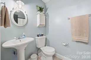 2050 16th Ave Pl SW, Hickory, NC 28602 - Photo 18