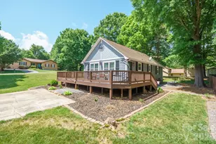 2050 16th Ave Pl SW, Hickory, NC 28602 - Photo 30