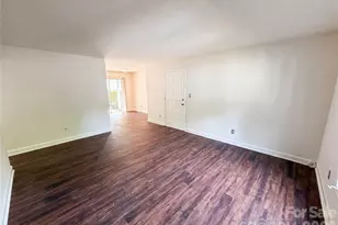2020 Stoney Point Ln, Charlotte, NC 28210 - Photo 8