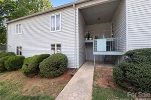 2020 Stoney Point Ln, Charlotte, NC 28210 - Photo 1