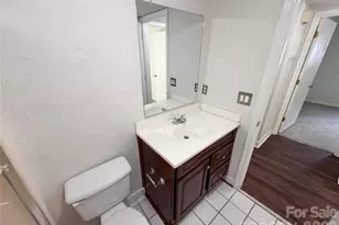 2020 Stoney Point Ln, Charlotte, NC 28210 - Photo 18