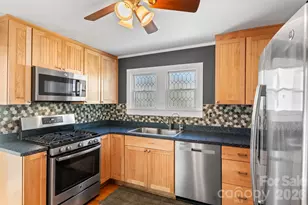 60 Shiloh Rd, Asheville, NC 28803 - Photo 8