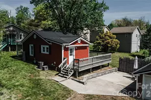 60 Shiloh Rd, Asheville, NC 28803 - Photo 2