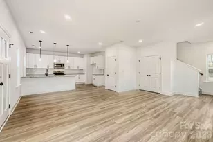 404 S Spargo St, Dallas, NC 28034 - Photo 8