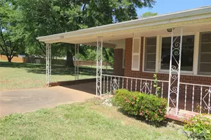 2406 Easton Dr, Shelby, NC 28152 - Photo 2