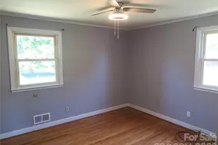 2406 Easton Dr, Shelby, NC 28152 - Photo 16