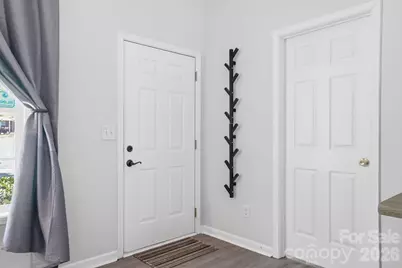 8170 Rudolph Road, Charlotte, NC 28216 - Photo 4
