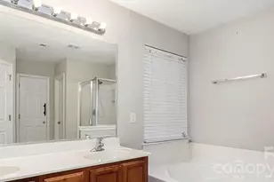 1212 Oakdale Commons Ct, Charlotte, NC 28216 - Photo 14