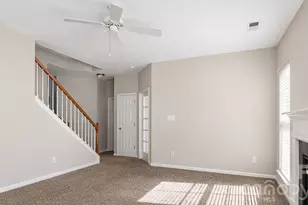 1212 Oakdale Commons Ct, Charlotte, NC 28216 - Photo 10