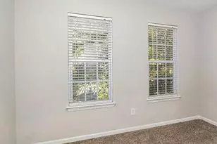 1212 Oakdale Commons Ct, Charlotte, NC 28216 - Photo 8
