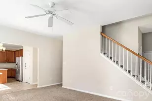 1212 Oakdale Commons Ct, Charlotte, NC 28216 - Photo 2