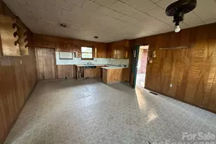 280 McDuffie Ct, Taylorsville, NC 28681 - Photo 4