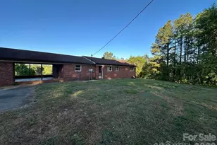 280 McDuffie Ct, Taylorsville, NC 28681 - Photo 2